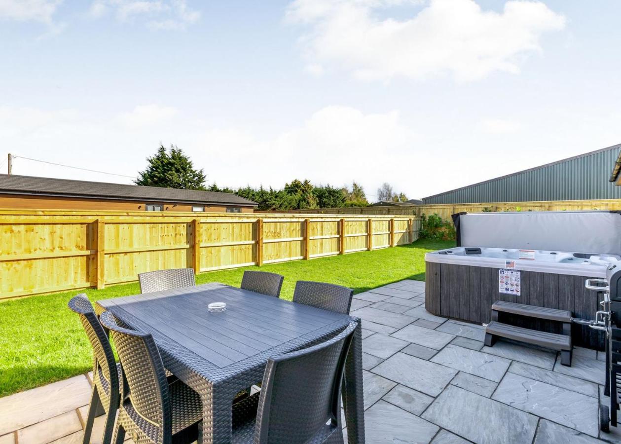 Cotswold Gateway Escape Hotell Offenham Eksteriør bilde