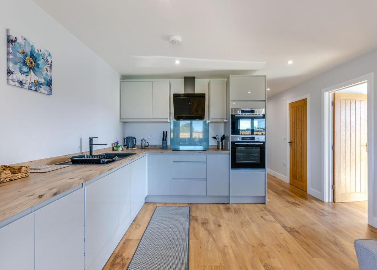 Cotswold Gateway Escape Hotell Offenham Eksteriør bilde