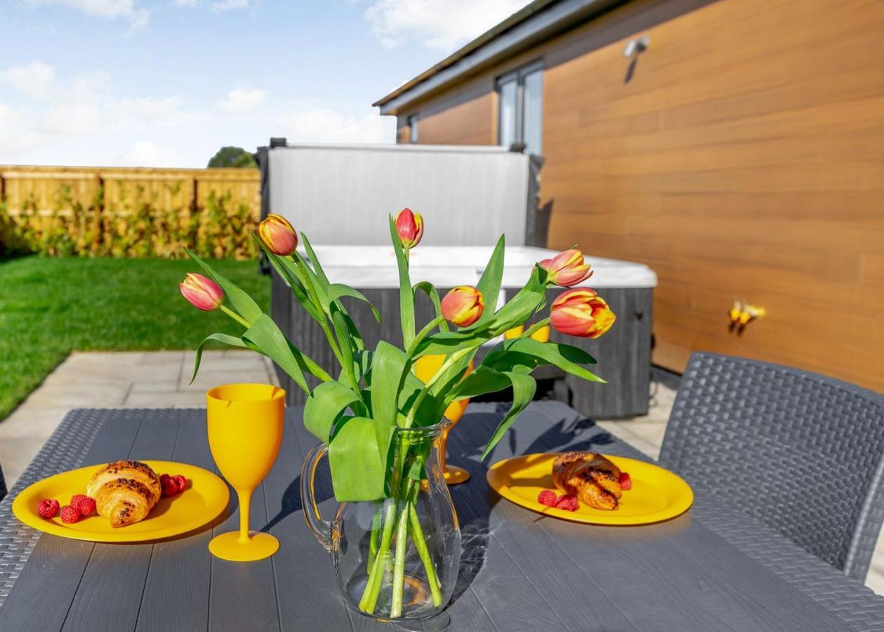 Cotswold Gateway Escape Hotell Offenham Eksteriør bilde